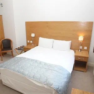 Cliff Lawn Guest house